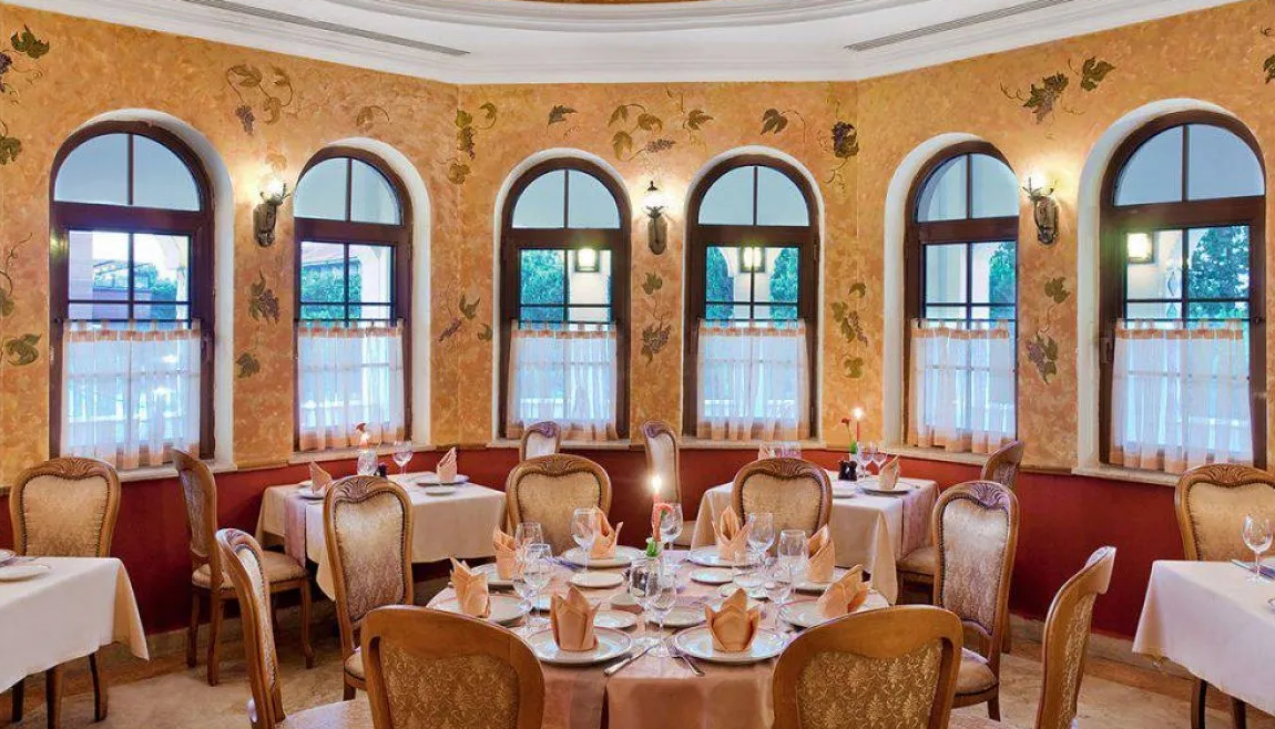 Asteria Kremlin Palace